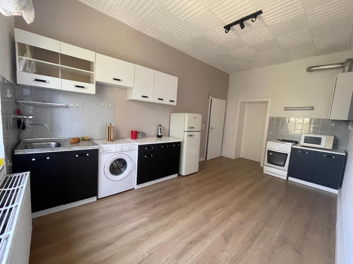 1 Schlafenzimmer 1 Whonzimmer Waschmaschine Trockner Maximum 4Personen Rheinhausen Center Appartement 1705 Duisburg Buitenkant foto